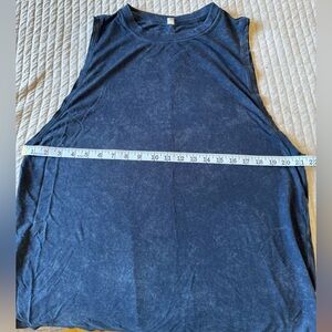 lululemon athletica Women's Sleeveless Tank Top - Dark Navy
